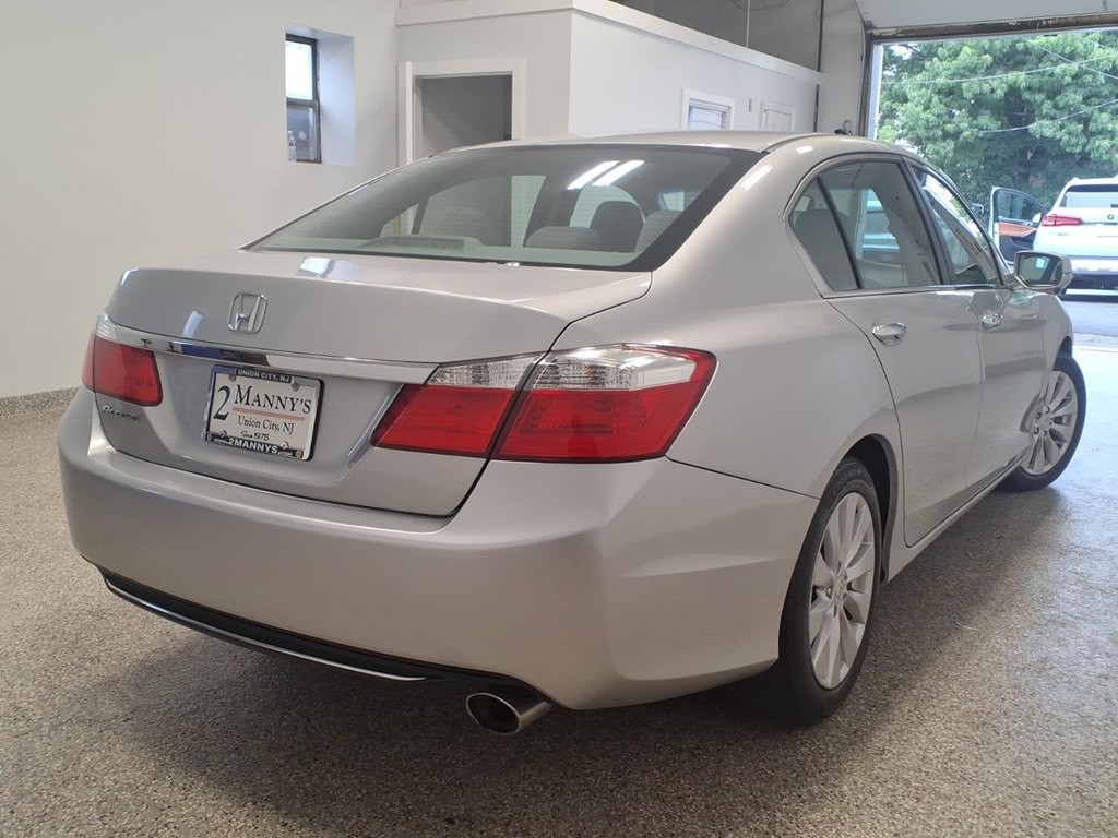 2013 Honda Accord Image 4
