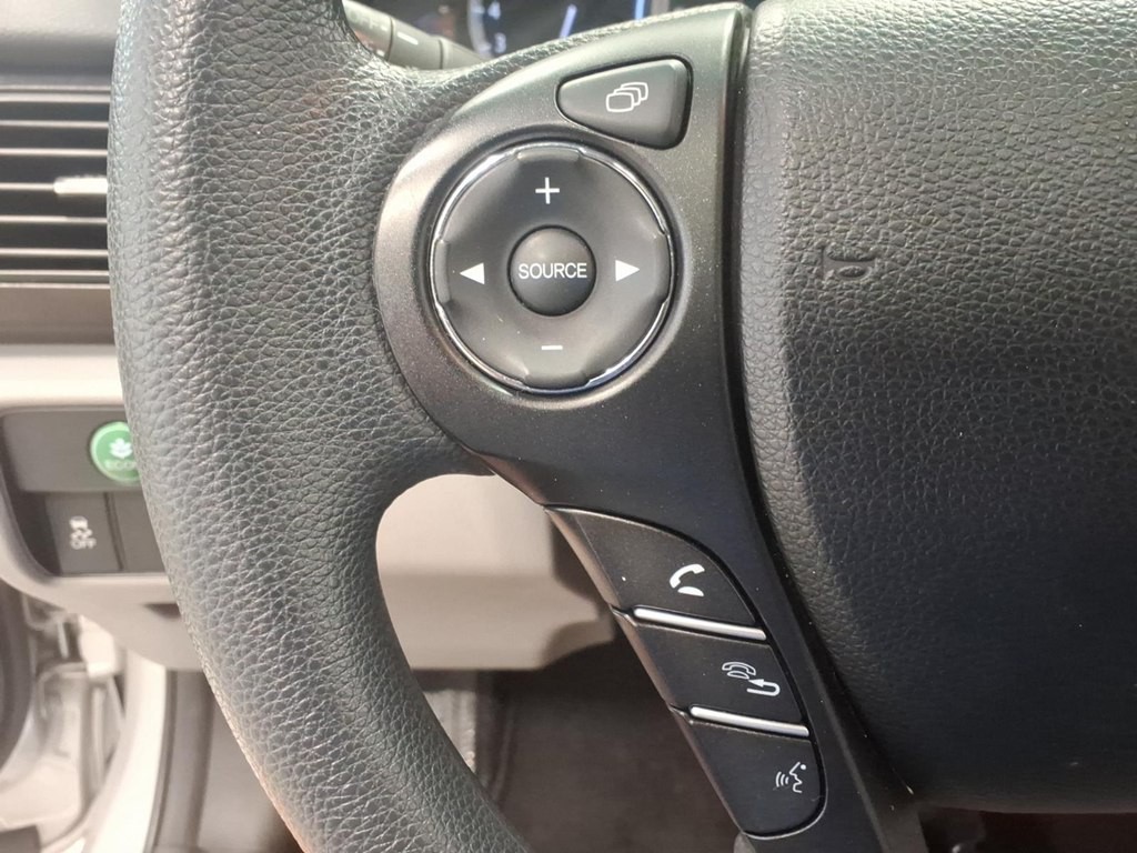 2013 Honda Accord Image 10