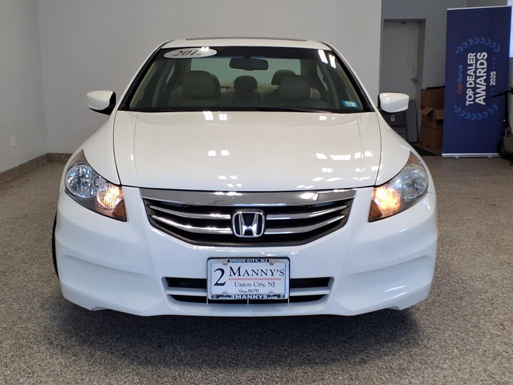 2012 Honda Accord Image 2