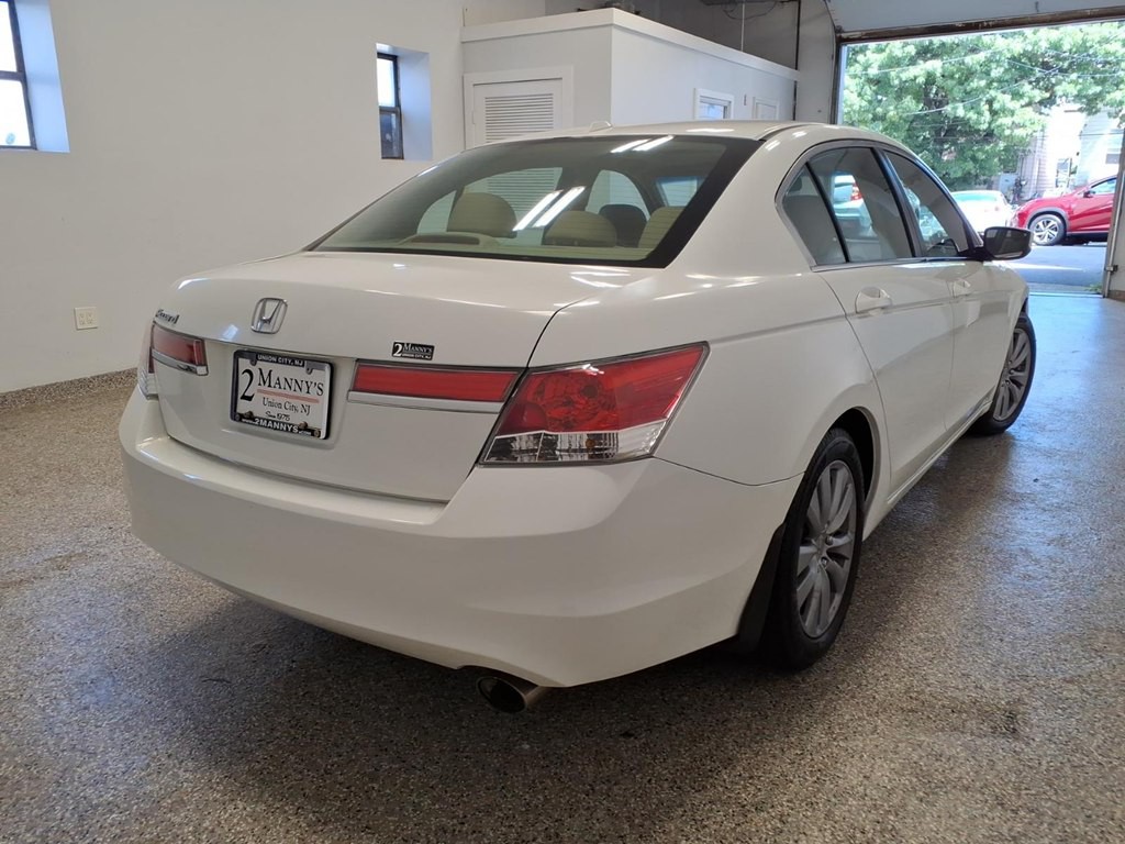 2012 Honda Accord Image 4
