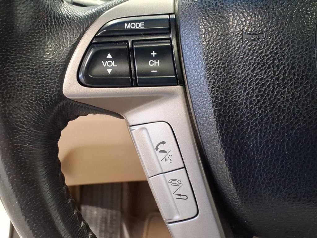 2012 Honda Accord Image 10