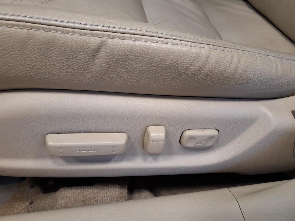 2012 Honda Accord Image 16