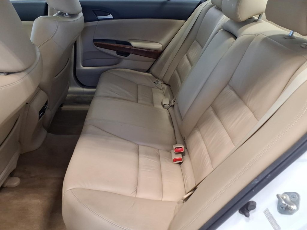 2012 Honda Accord Image 18