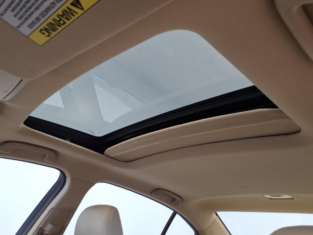 2012 Honda Accord Image 19