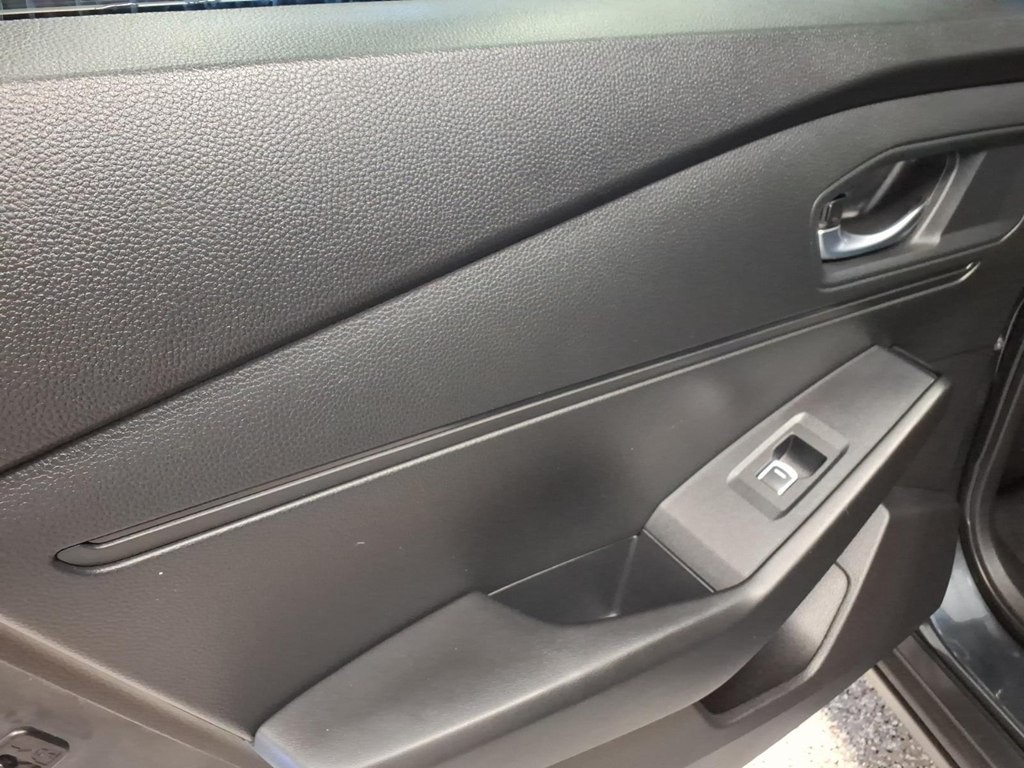 2023 Honda Accord Image 19