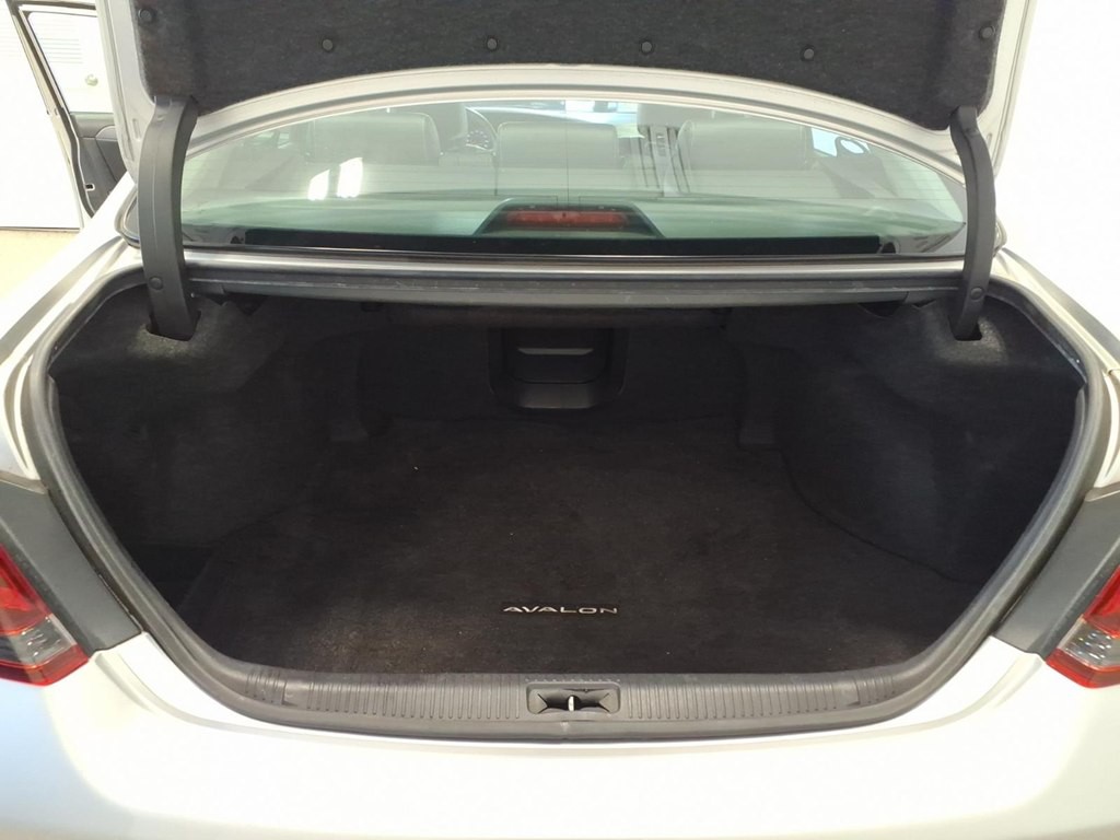 2008 Toyota Avalon Image 22