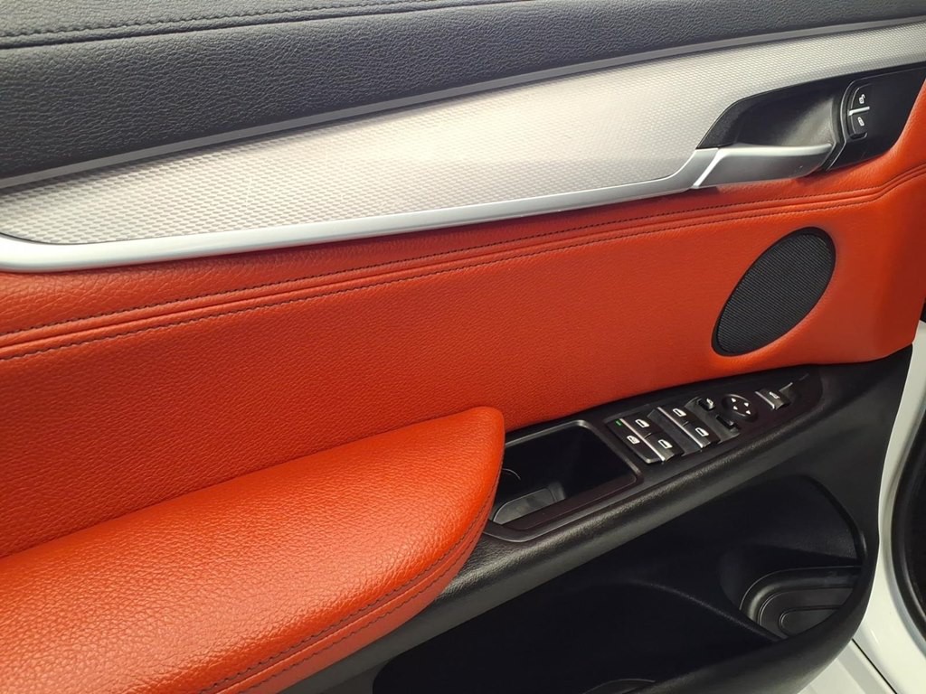 2018 BMW X6 Image 8