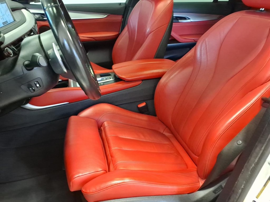 2018 BMW X6 Image 18