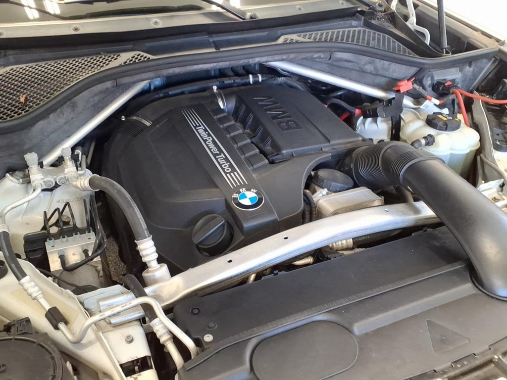 2018 BMW X6 Image 24