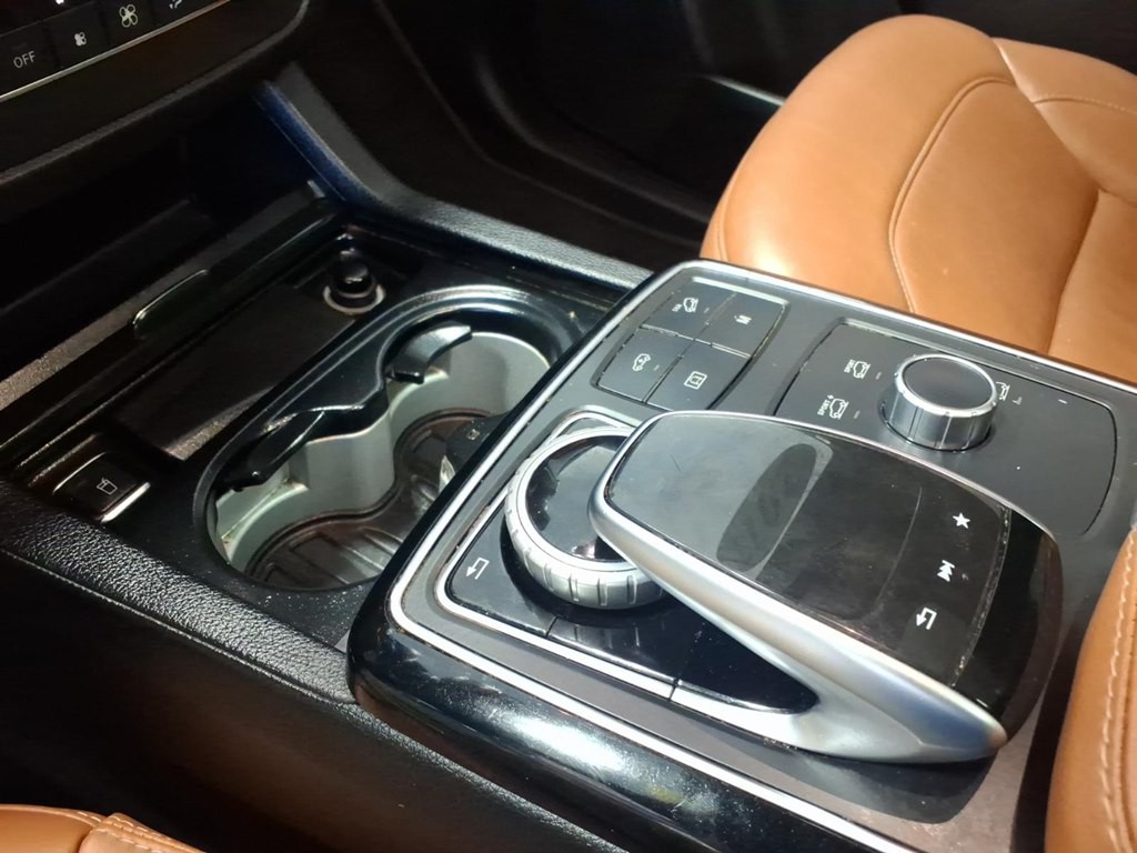 2017 Mercedes-Benz GLE-Class Image 17