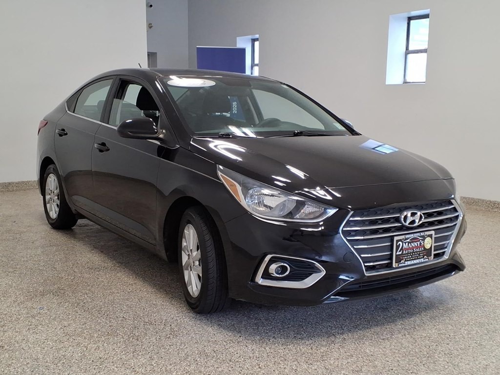 2022 Hyundai Accent Image 3