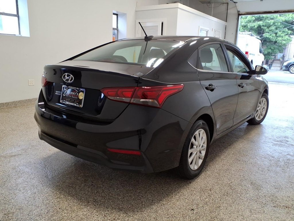 2022 Hyundai Accent Image 4