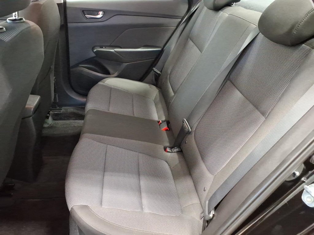 2022 Hyundai Accent Image 20