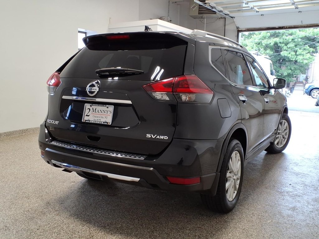 2020 Nissan Rogue Image 4