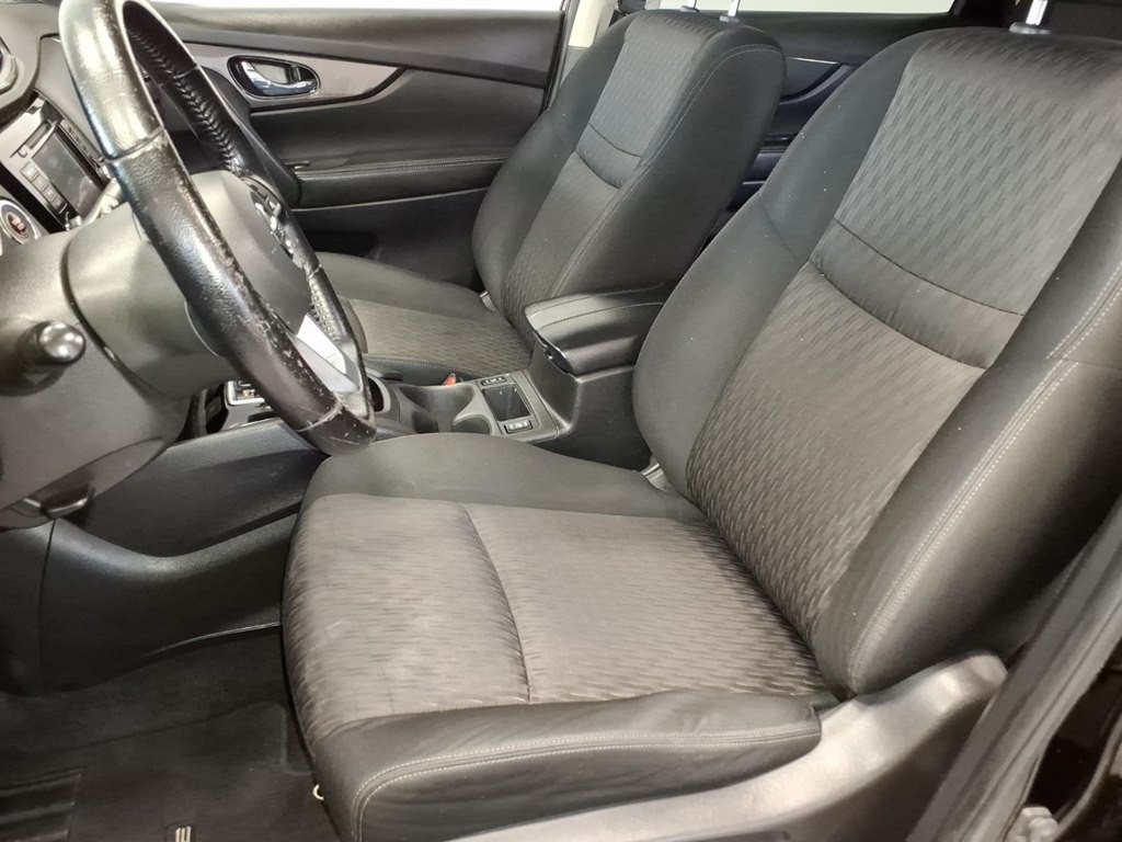 2020 Nissan Rogue Image 19