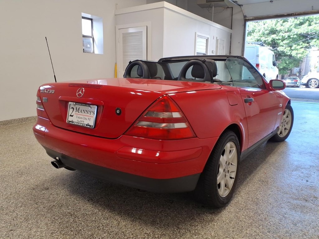 1999 Mercedes-Benz SLK-Class Image 4