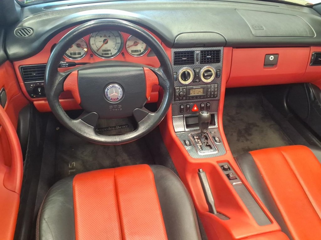 1999 Mercedes-Benz SLK-Class Image 9