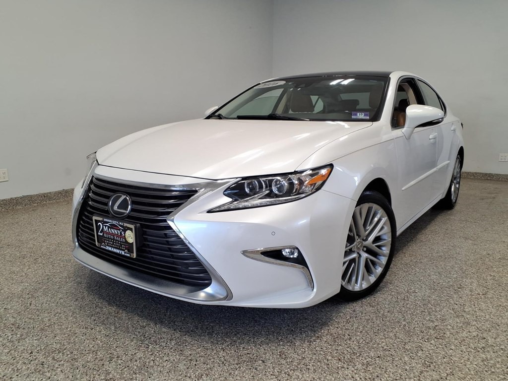 2016 Lexus ES 350 Image 1