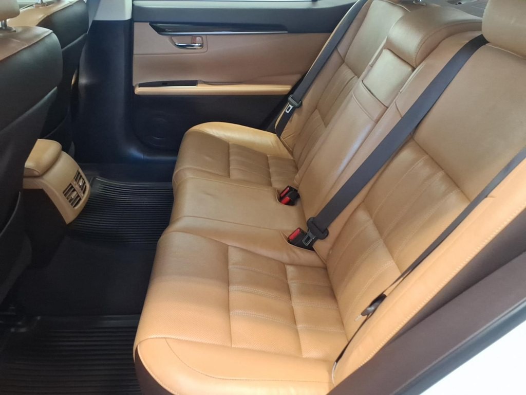 2016 Lexus ES 350 Image 21