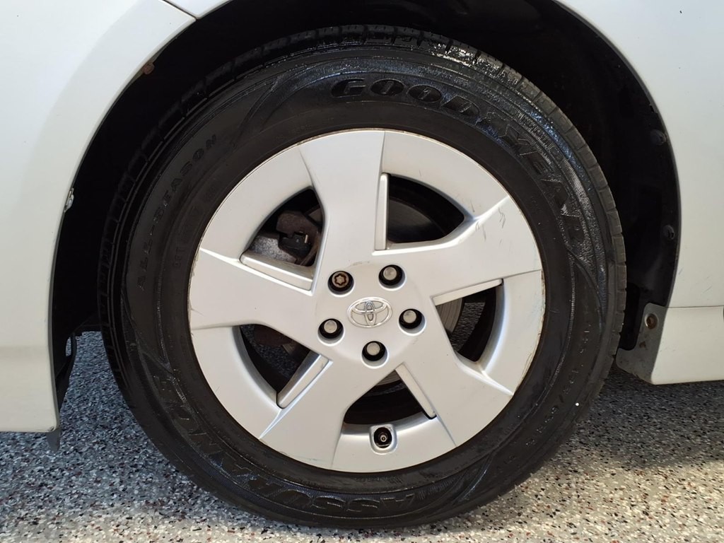 2010 Toyota Prius Image 7