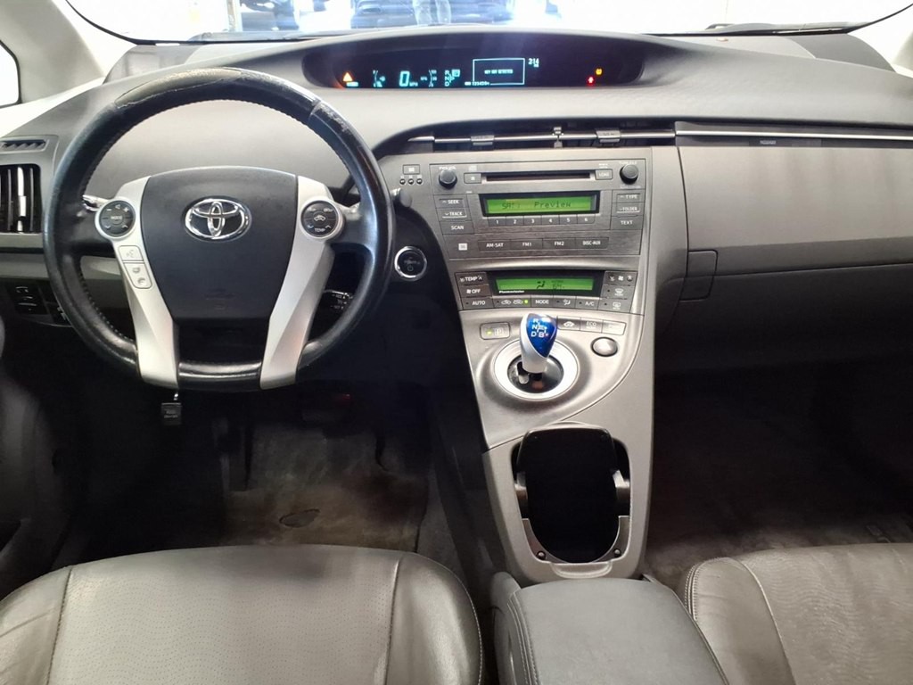 2010 Toyota Prius Image 9