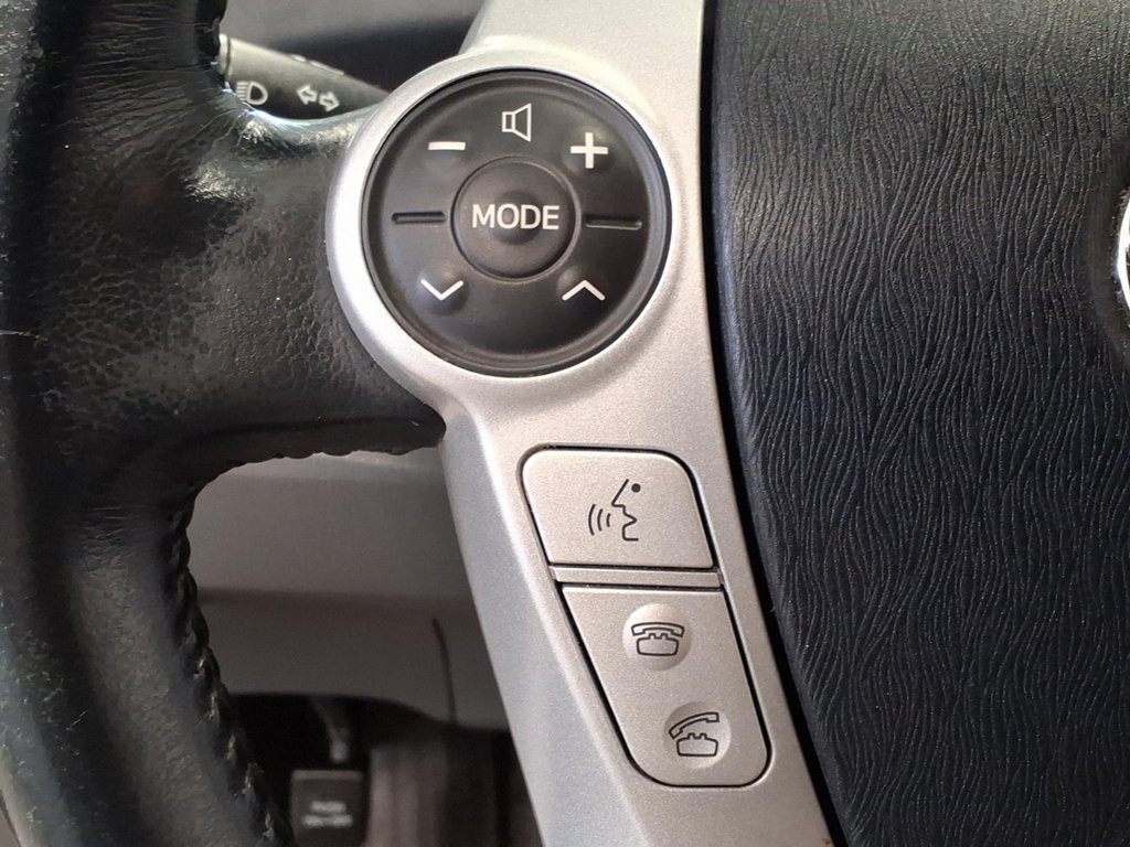 2010 Toyota Prius Image 10