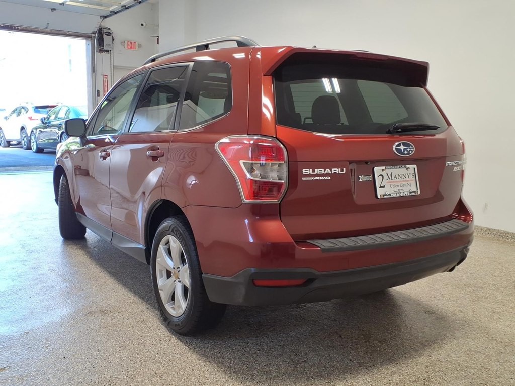 2015 Subaru Forester Image 6