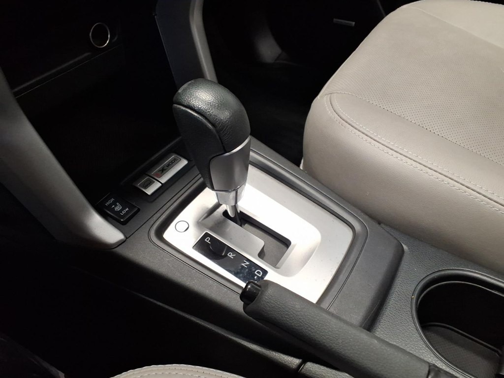 2015 Subaru Forester Image 17