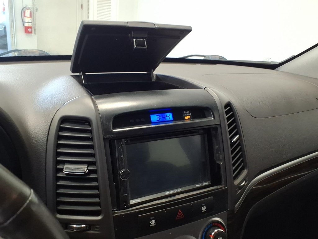 2010 Hyundai Santa Fe Image 13