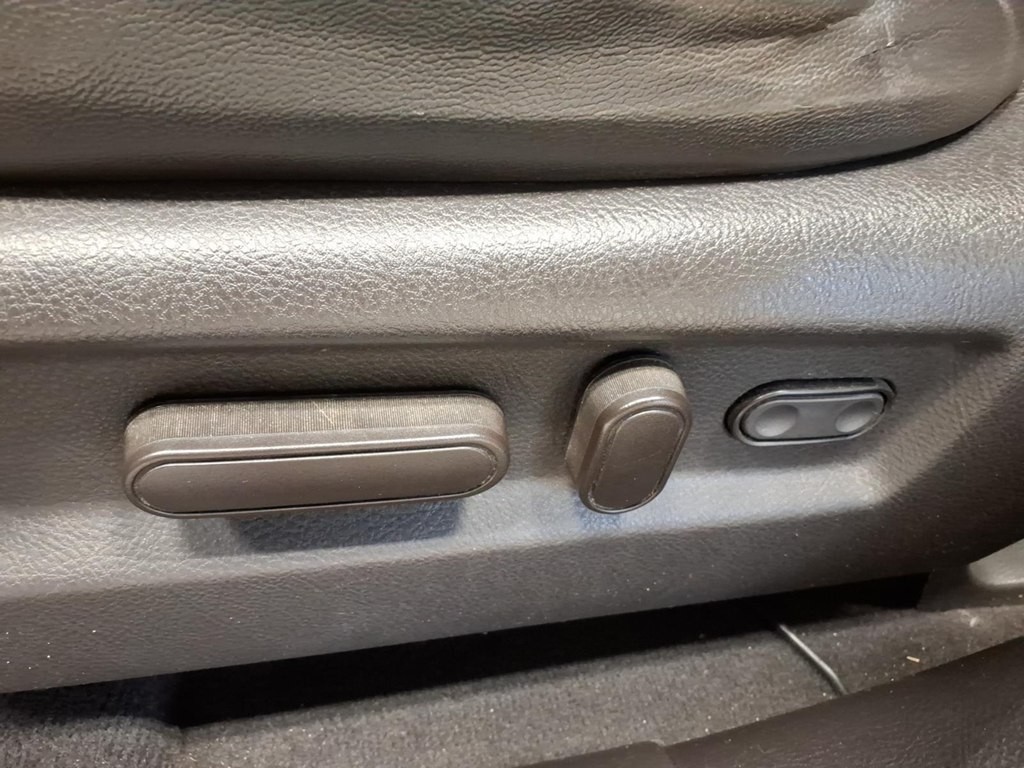 2010 Hyundai Santa Fe Image 17