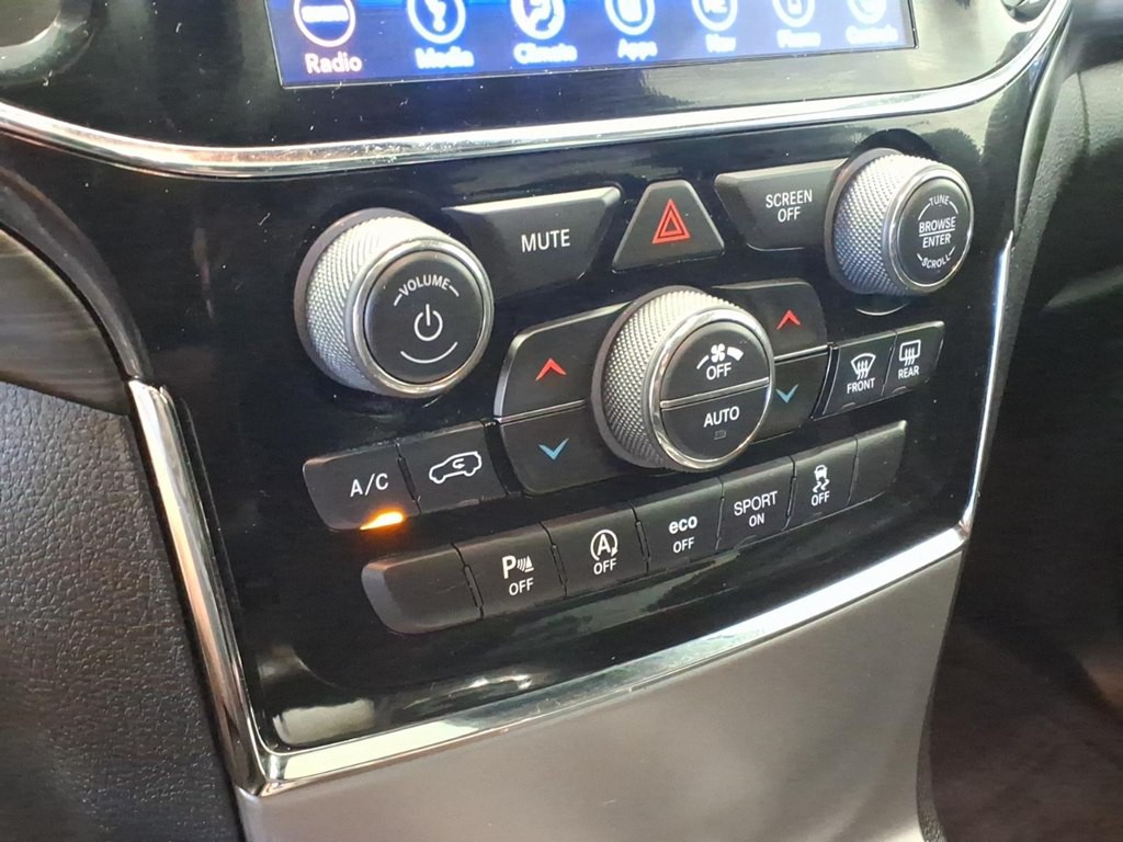 2019 Jeep Grand Cherokee Image 17