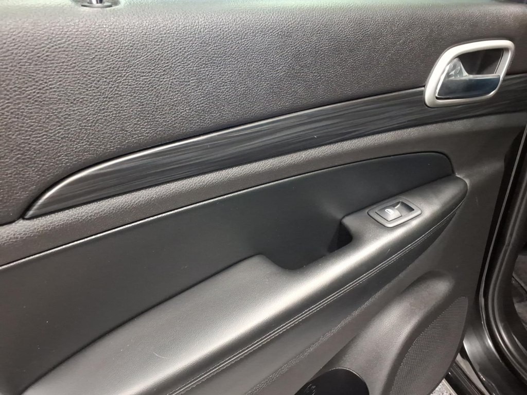 2019 Jeep Grand Cherokee Image 21