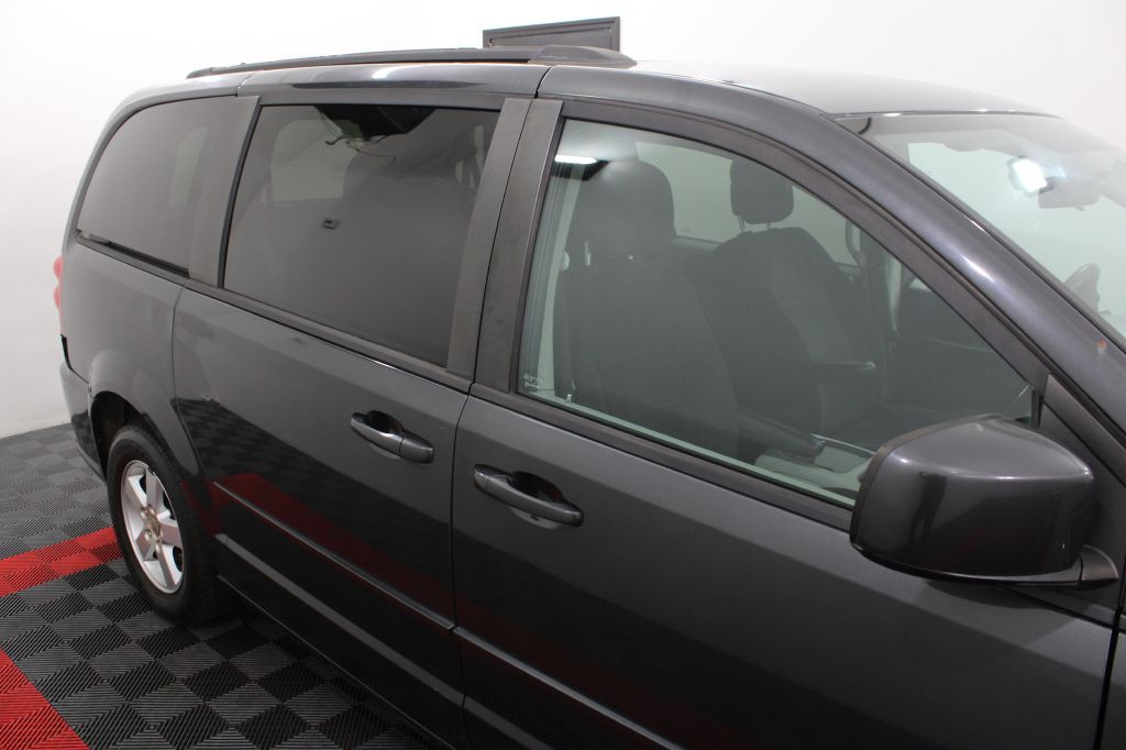 2012 Dodge Grand Caravan Image 7