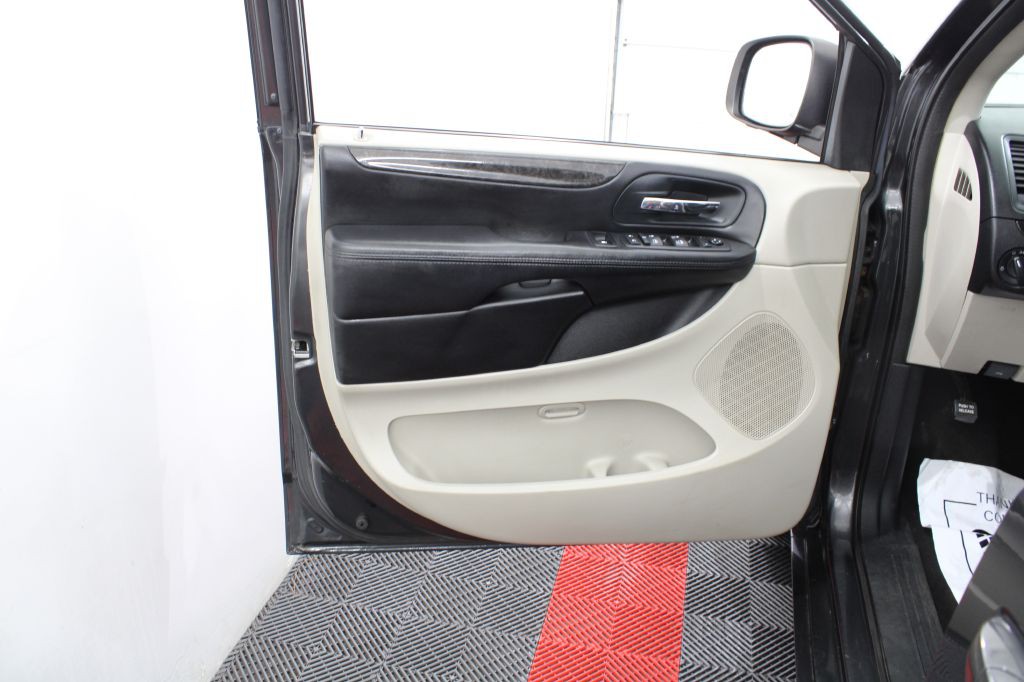 2012 Dodge Grand Caravan Image 10