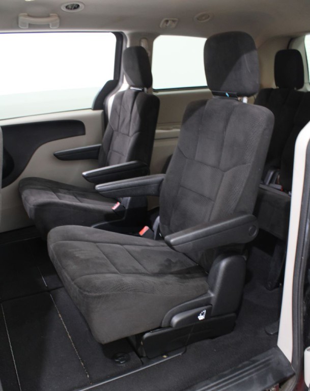 2012 Dodge Grand Caravan Image 13