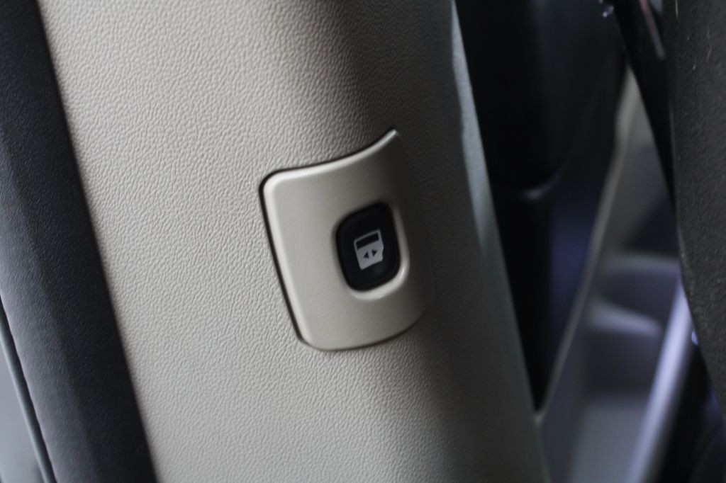 2012 Dodge Grand Caravan Image 15