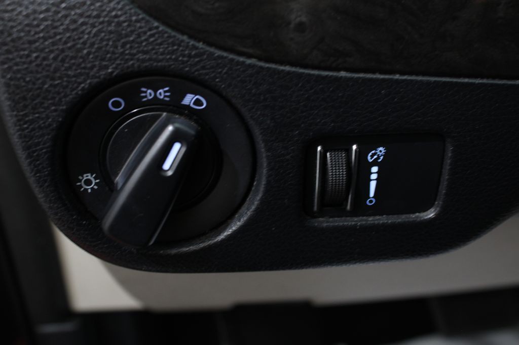 2012 Dodge Grand Caravan Image 27