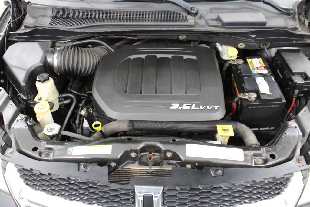 2012 Dodge Grand Caravan Image 32