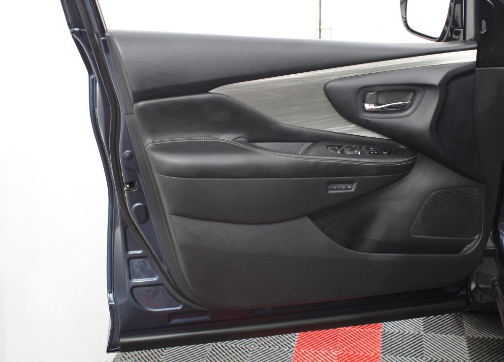 2015 Nissan Murano Image 15