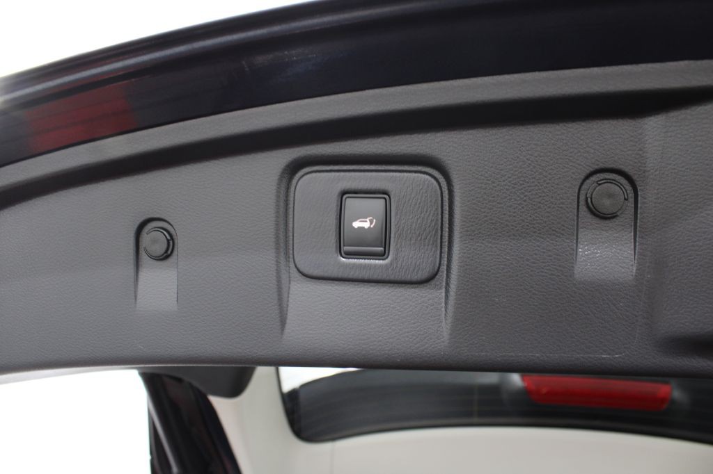 2015 Nissan Murano Image 20