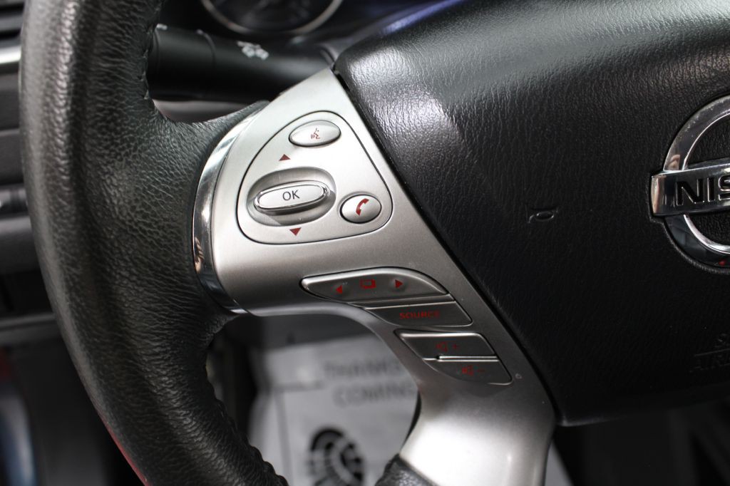 2015 Nissan Murano Image 40