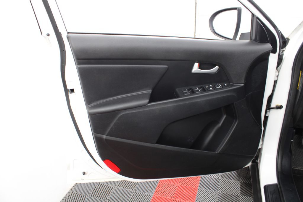 2014 Kia Sportage Image 13