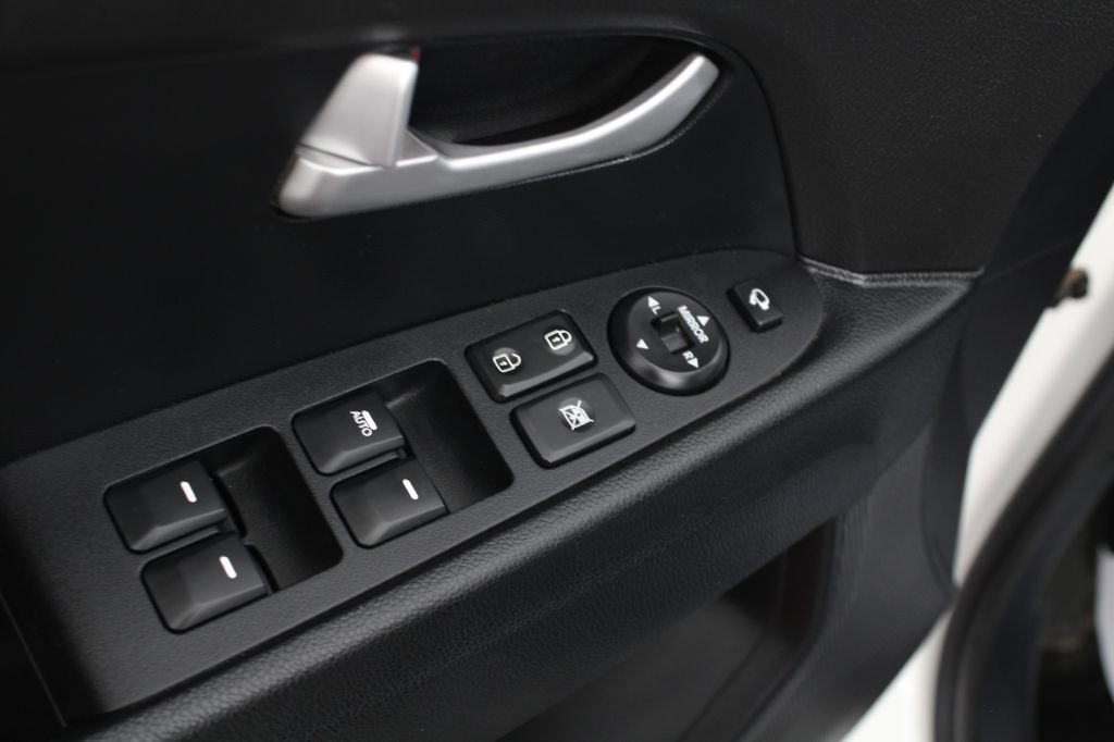 2014 Kia Sportage Image 29
