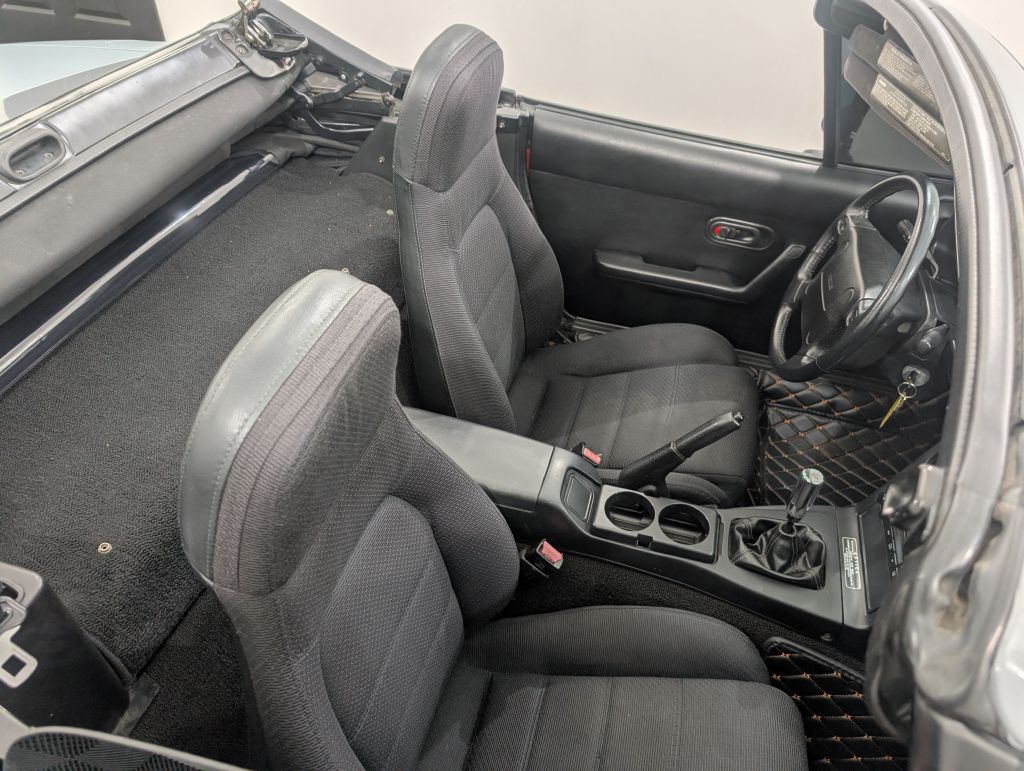1990 Mazda MX-5 Miata Image 30