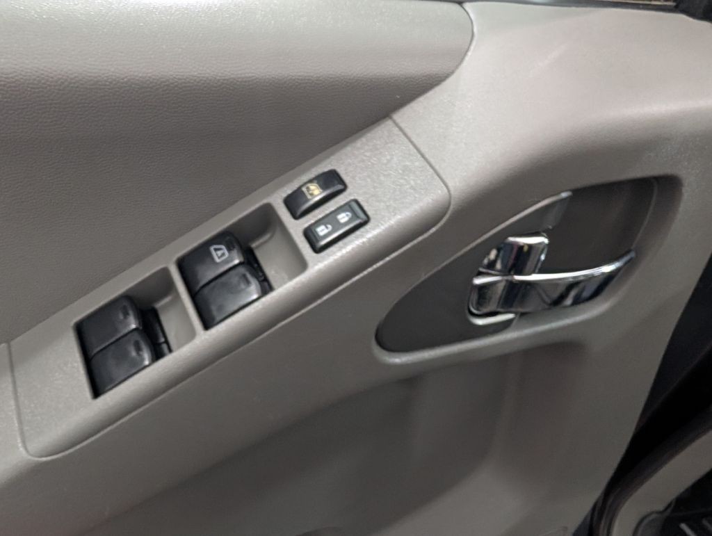 2014 Nissan Frontier Image 19