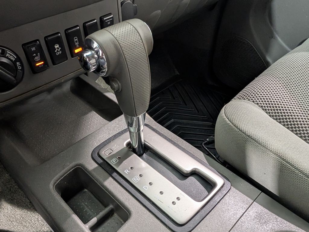 2014 Nissan Frontier Image 45