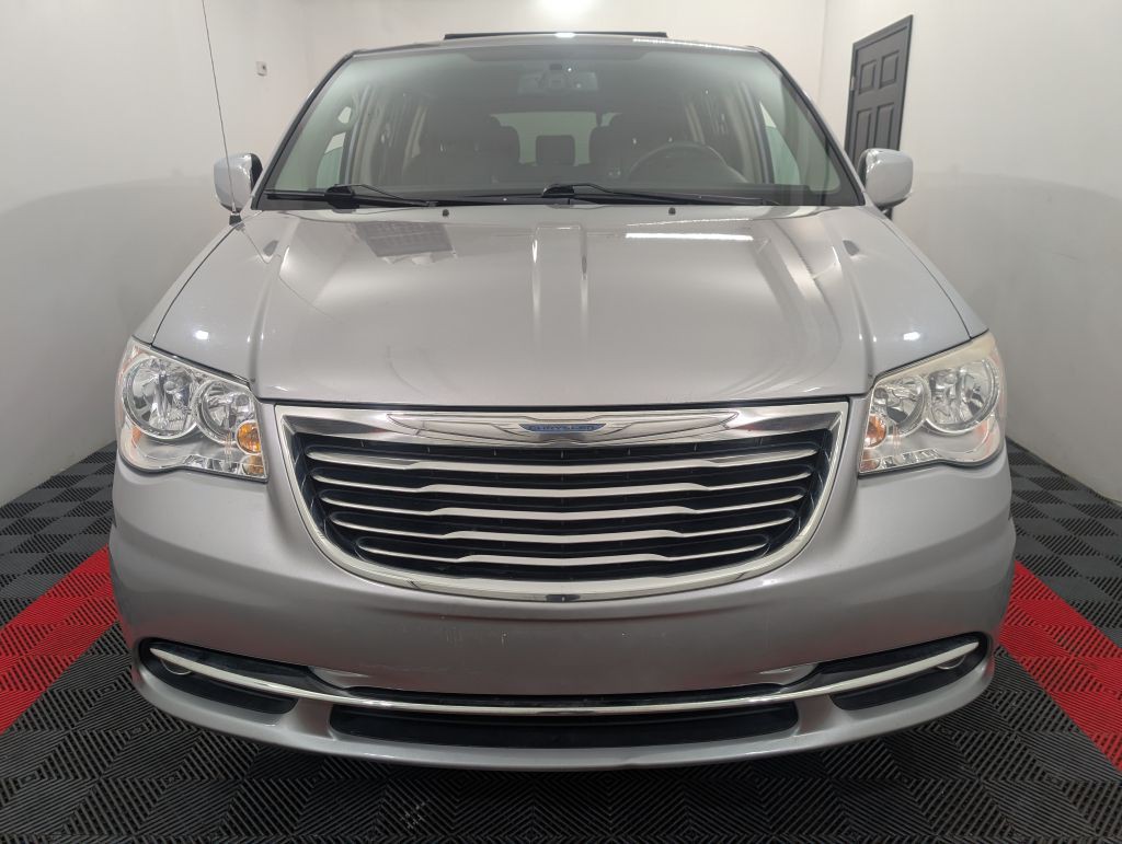 2014 Chrysler Town & Country Image 60