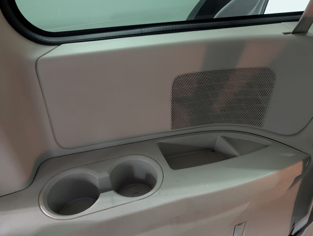 2013 Chrysler Town & Country Image 37