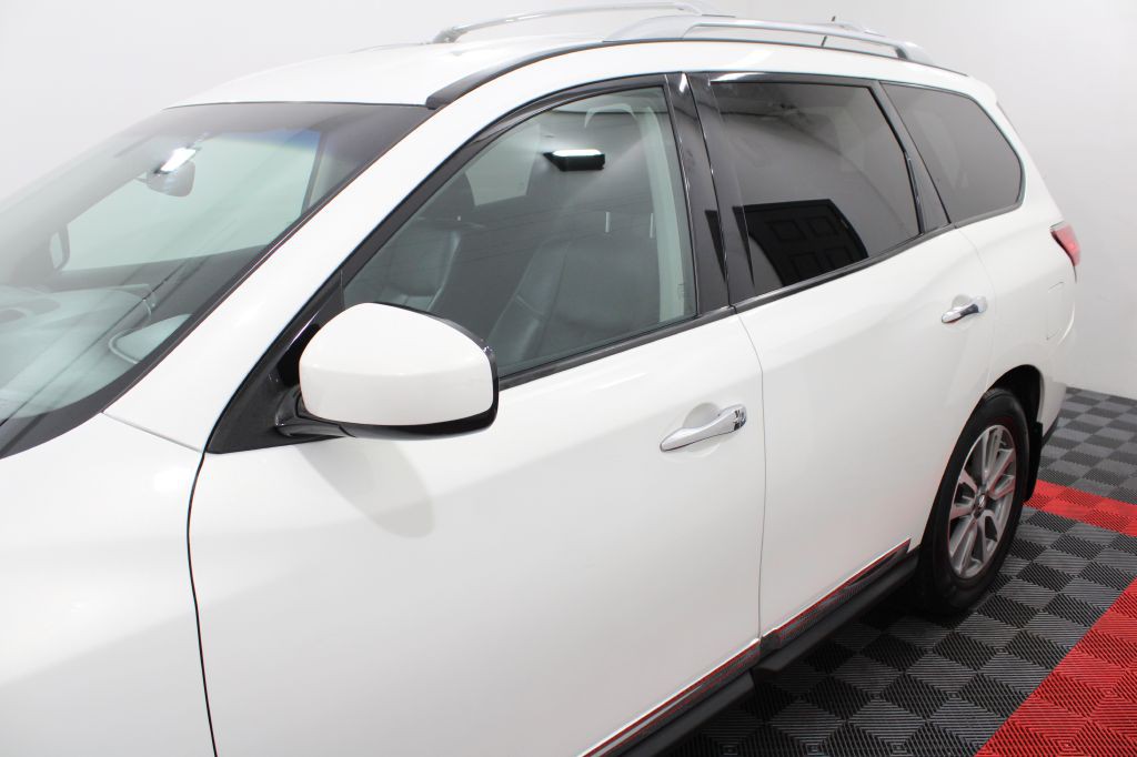 2013 Nissan Pathfinder Image 8
