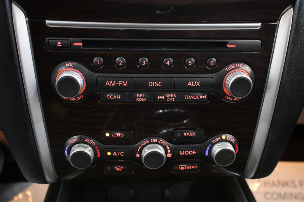 2013 Nissan Pathfinder Image 23